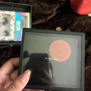 Mac Medium Pro Palette with Blush